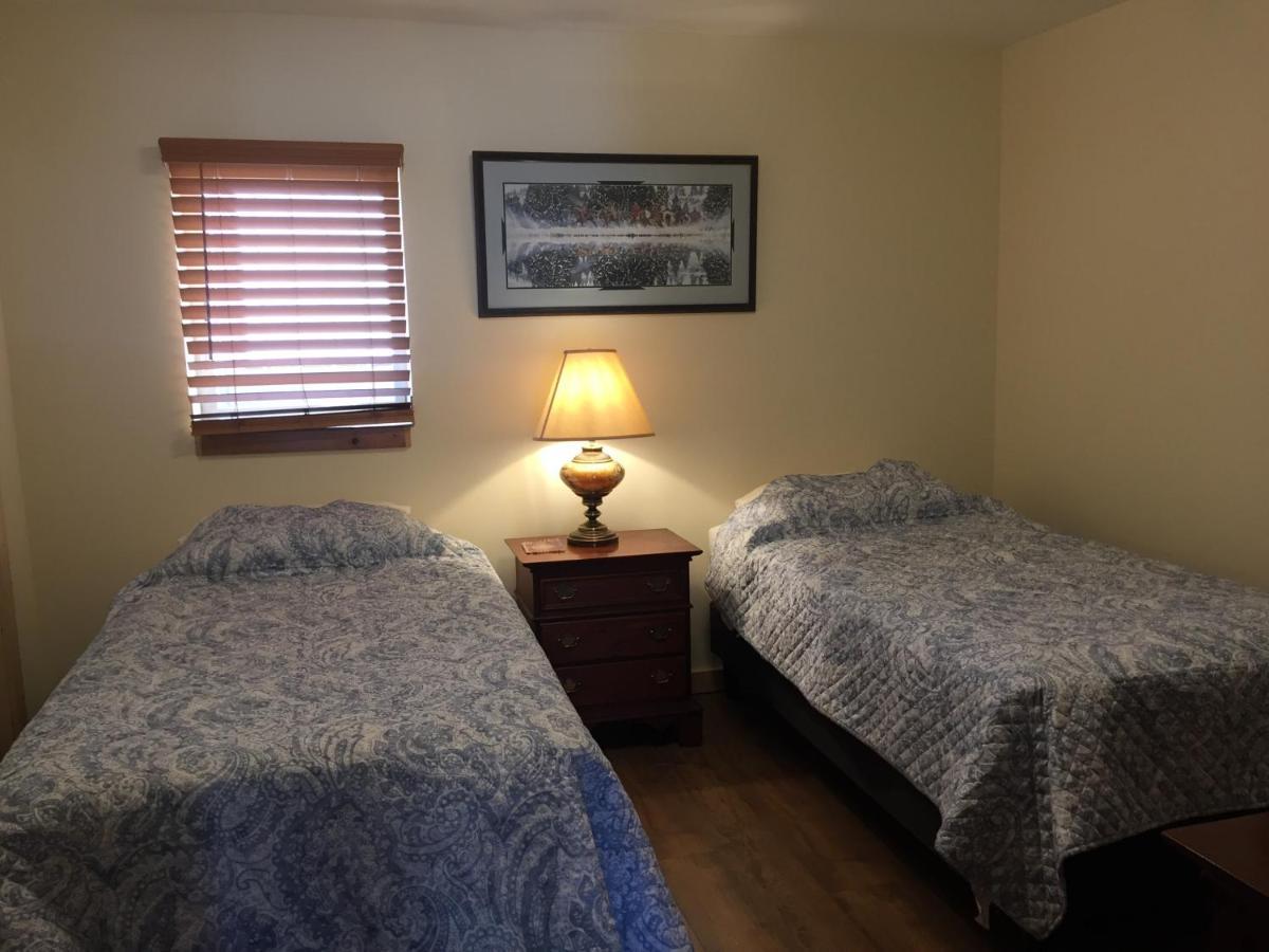 Creekside Downtown Vacation Suites, Only Adults 25 Or Older バッファロー エクステリア 写真