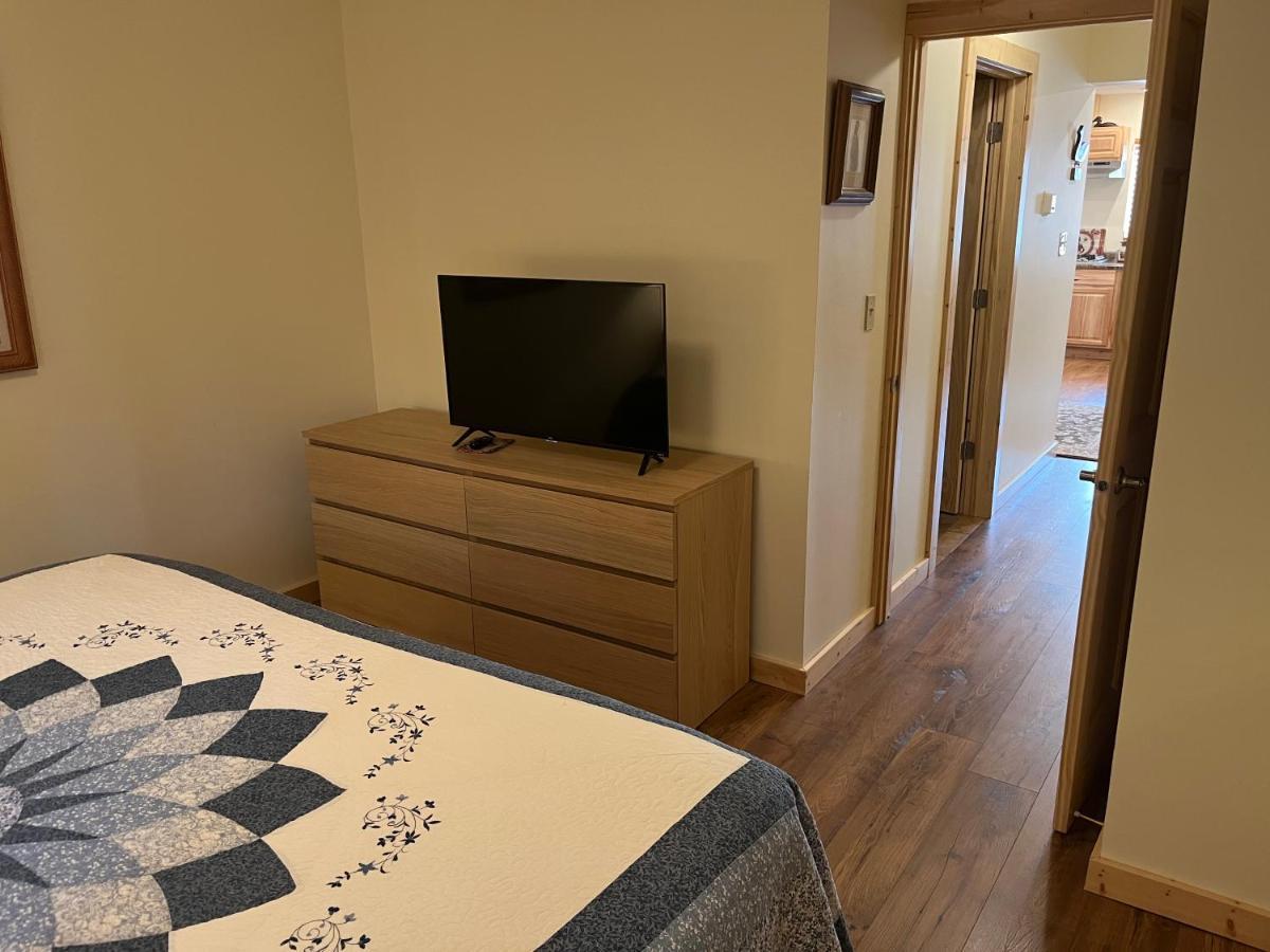 Creekside Downtown Vacation Suites, Only Adults 25 Or Older バッファロー エクステリア 写真