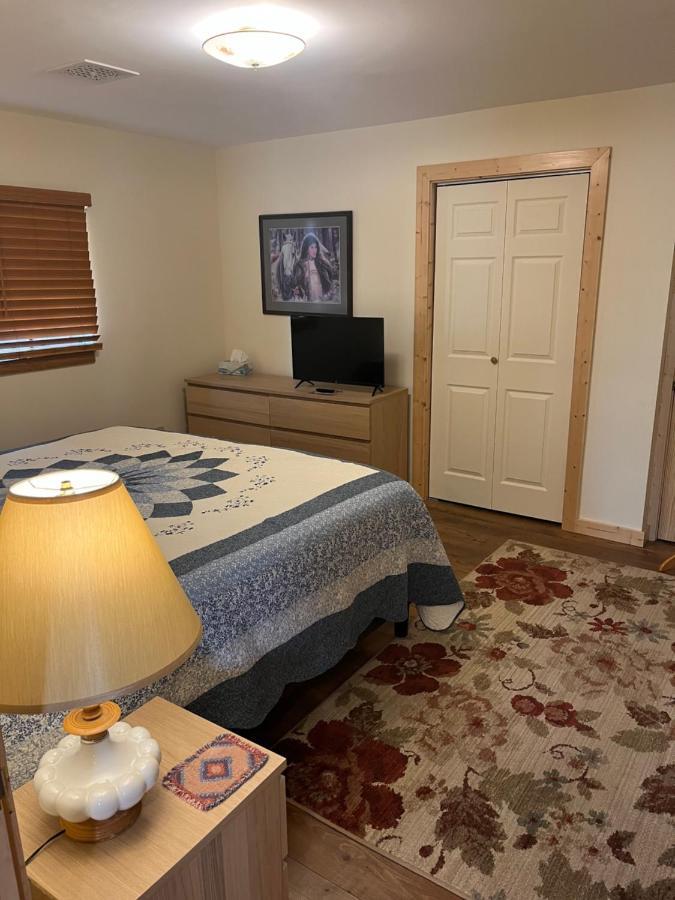 Creekside Downtown Vacation Suites, Only Adults 25 Or Older バッファロー エクステリア 写真