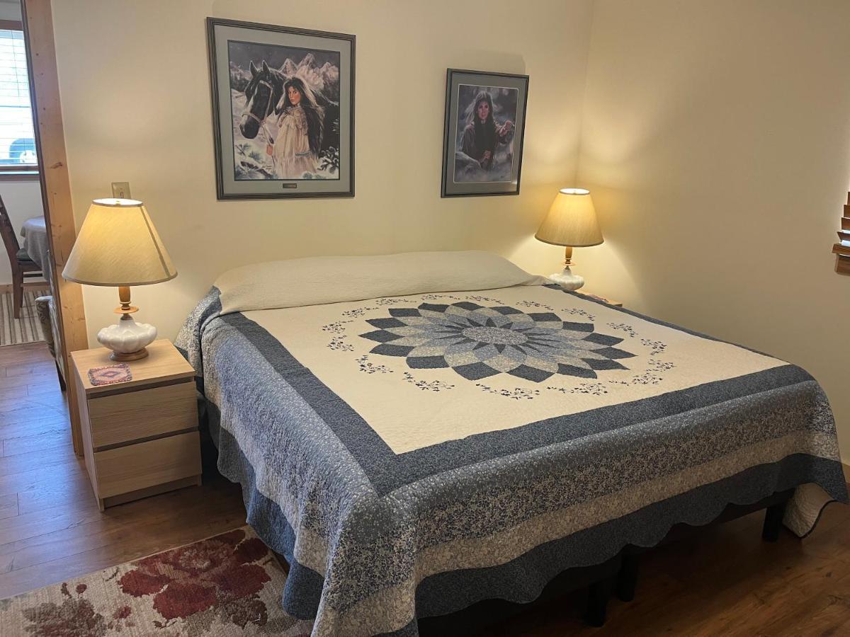 Creekside Downtown Vacation Suites, Only Adults 25 Or Older バッファロー エクステリア 写真